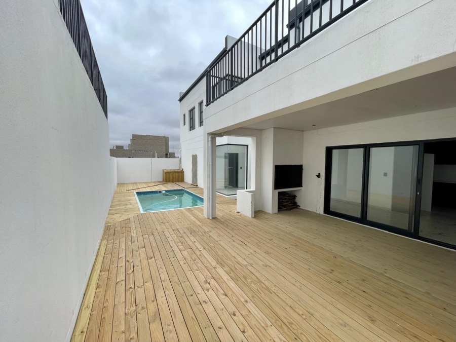 4 Bedroom Property for Sale in Sandown Western Cape